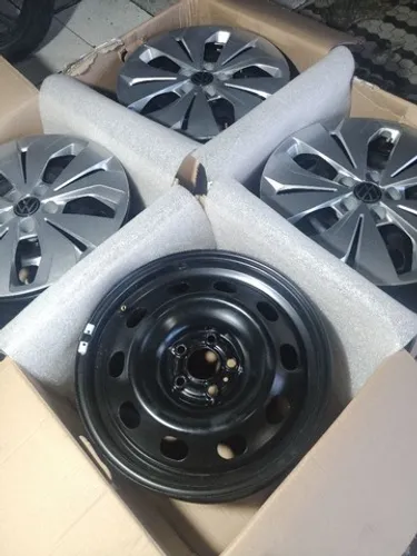 Rodas 16 de 5 furos p polo RS 1500 as 4