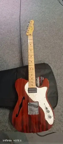 Guitarra Fender Telecaster Squier thinline classic vibe