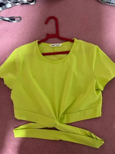 Cropped/blusa verde limão