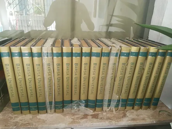 Barsa Universal 18vol 350,00