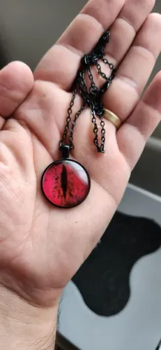 Colar olho de Sauron