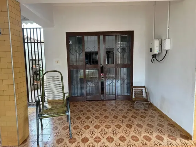 Vendo uma excelente casa, ampla, no Bairro Planalto  em Campo Grande MS. 