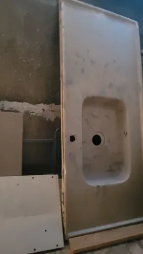 Pia de cozinha em mármore 120 por 21