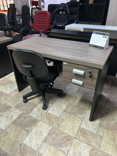 Mesa escrivaninha escritorio Nova