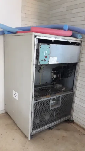 Nobreak Siemens 40 KVA, sem baterias. Aceito oferta.