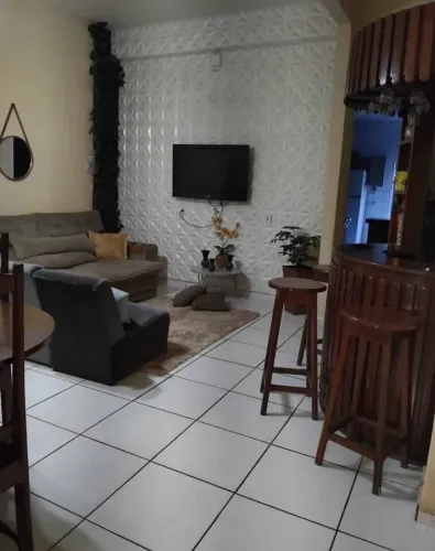 Vende-se casa no coqueiro KF