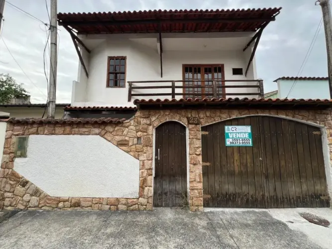 Casa com 4 quartos em Campo Grande - Rio de Janeiro