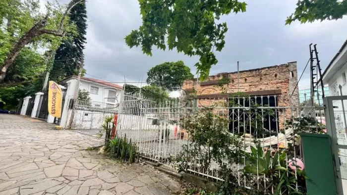 Ponto comercial com estacionamento no Bela Vista!!
