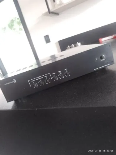 Amplificador de subwoofer Dayton Audio