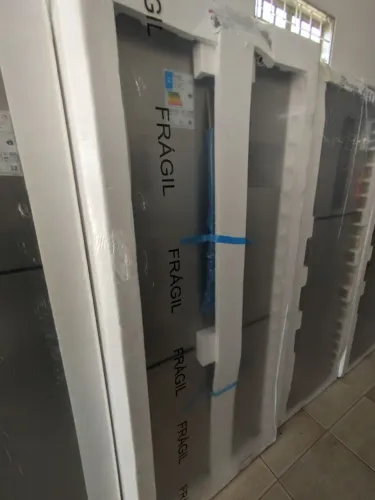 Geladeira Brastemp Nova na Embalagem
