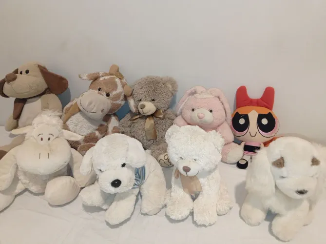 9 Ursos pelúcia 