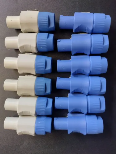 Kit com 12 conectores Powercon