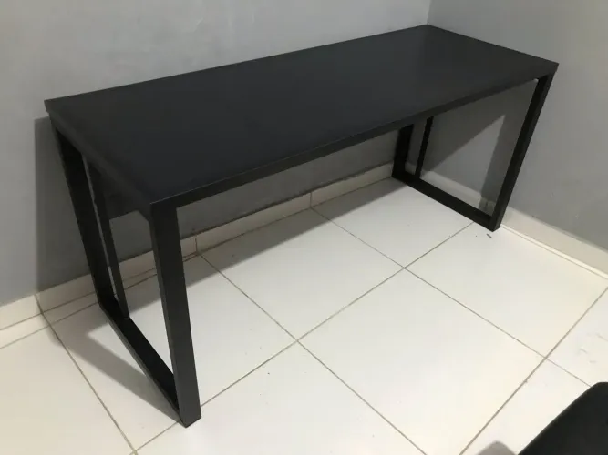 Mesa de Escritório Moderna 