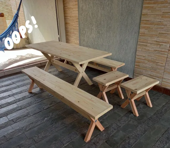 Conjunto Completo 4 Bancos + Mesa 2 metros 