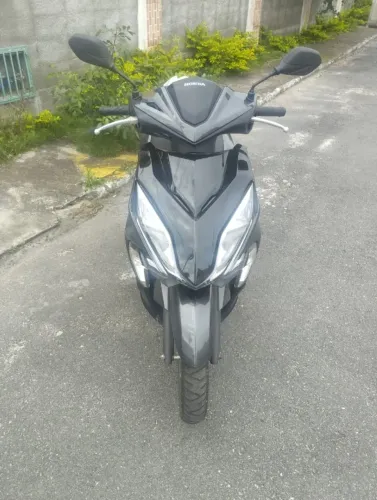 Honda Elite 125 (única dona)
