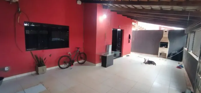 Excelente Casa, com 3 Quartos,  Suite, Perto Mercado Conquista