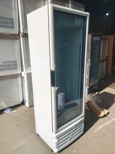 Geladeira expositora 450 litros novas