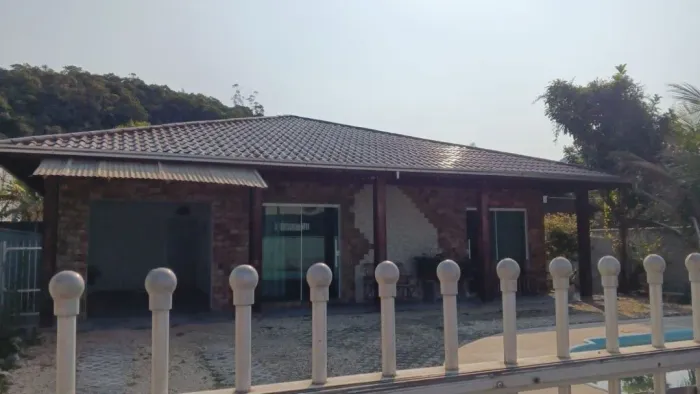 Casa em Guabiruba, 7 km de Brusque 45 até Balneário Camboriú 
