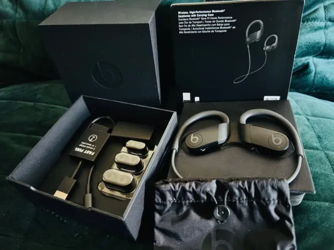 *Oportunidade* Powerbeats importado novo zero!