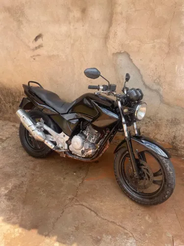 Fazer 250 QR code 2019 na mão boa de motor tem alguns detalhes 