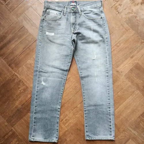 Calça jeans taco masculino em perfeito estado 38
