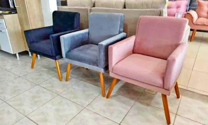 Poltronas de Veludo - Lindas e Confortáveis NOVAS