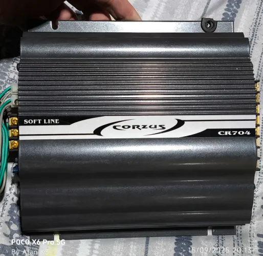 Amplificador Corzus CR 704
