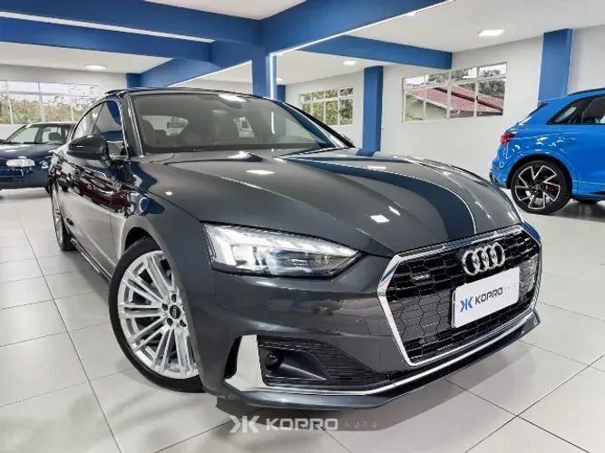 (7.000 Km) Audi A5 Sportb. Advanc. 2.0 TFSI Quatt. (híb) 2024
