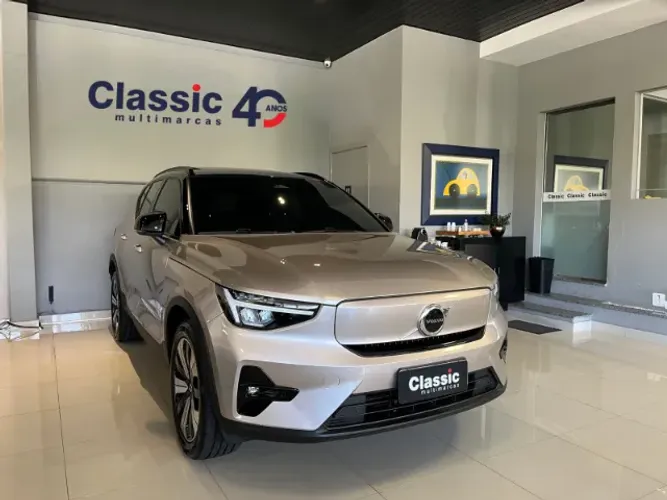 Volvo XC40 Recharge Plus (elétrico) 2023