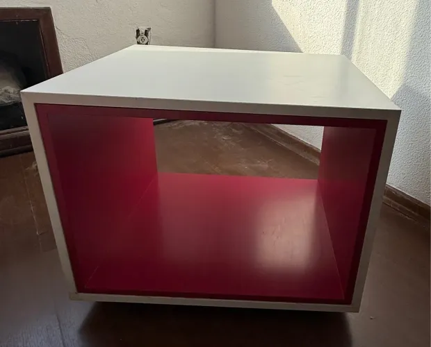 Nicho Cubo Moderno Branco e Rosa