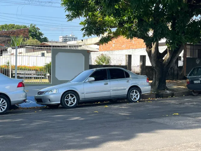 Honda Civic Sedan LX 1.6 16V Aut. 4P 2000