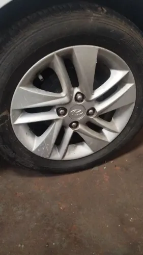 Jogo de rodas Hyundai HB20 2015 rodas 15 
