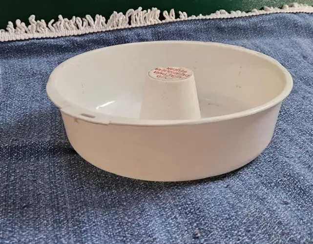 Forma branca de micro-ondas