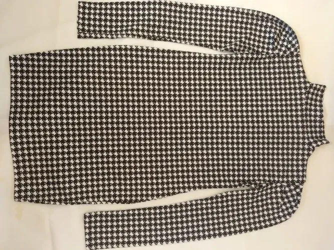Vestido feminino preto e branco urgente R$55 (ótimo estado)
