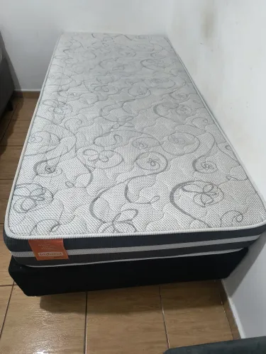 Cama Box de mola solteiro