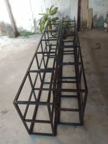 Estante em Estrutura em Metalon