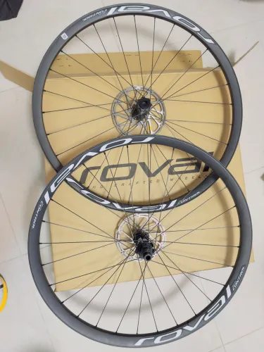 RODA ROVAL CONTROL CARBON 2026