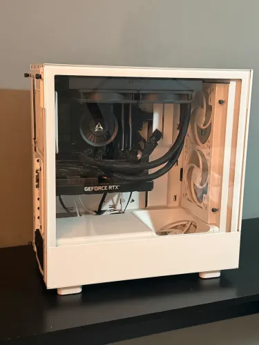 PC GAMER HIGH END