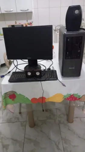 Computador especificamente para estudos e escritórios, o ideal de quer pagar pouco 