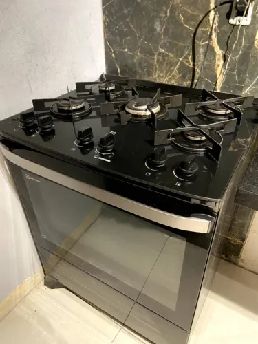 Fogão 5 Bocas Electrolux Preto Mesa de Vidro (FE5GP) - Lindo e Novinho!