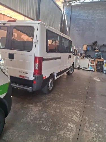 Peugeot Boxer 2.3 Minibus 15/16l TB Diesel. 2014