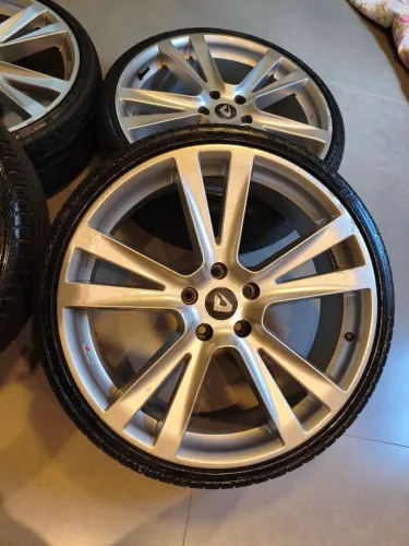 Rodas Aro 20 Volcano