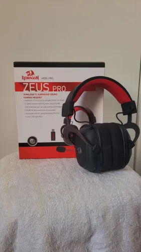 Headset ZEUS Pro