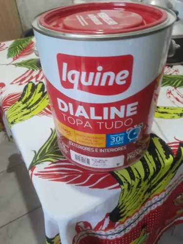 Lata de tinta 