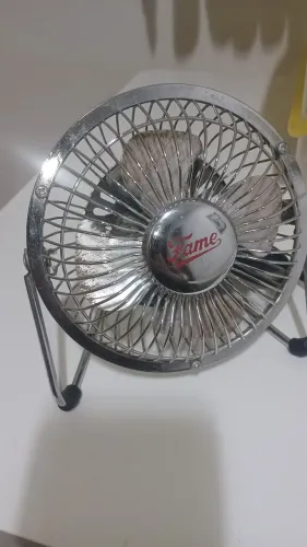 Mini ventilador elétrico 