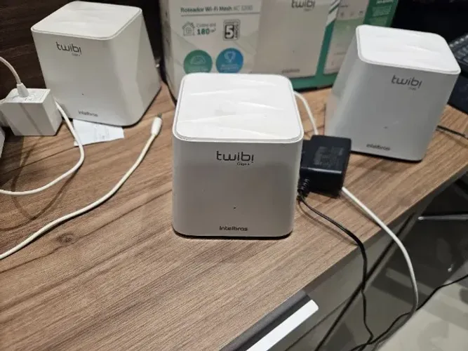 3 ROTEADORES MESH INTELBRAS TWIBI GIGA+ EM PERFEITAS CONDIÇÕES