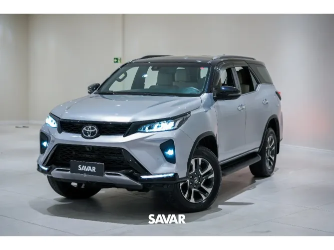Toyota Hilux SW4 Diamond 2.8 TB 4X4 Die. Aut. 2025