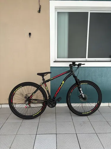 Bicicleta super conservada Aro 29