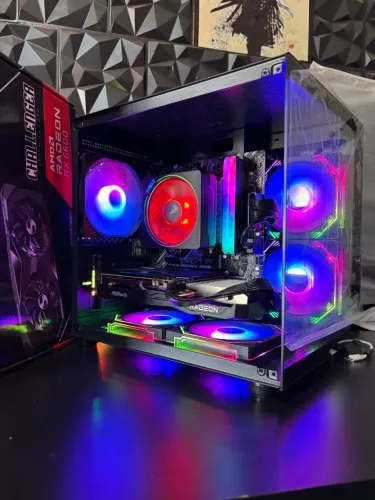 Pc gamer Ryzen 5 5600x com RX 6600