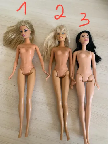 Lote2: 3 bonecas Barbie sucata